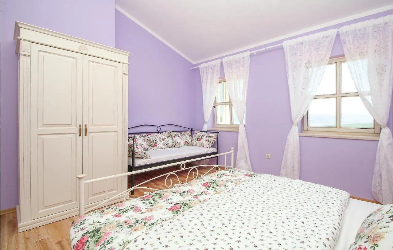Holiday home Stunning Home In Malinska With Wifi