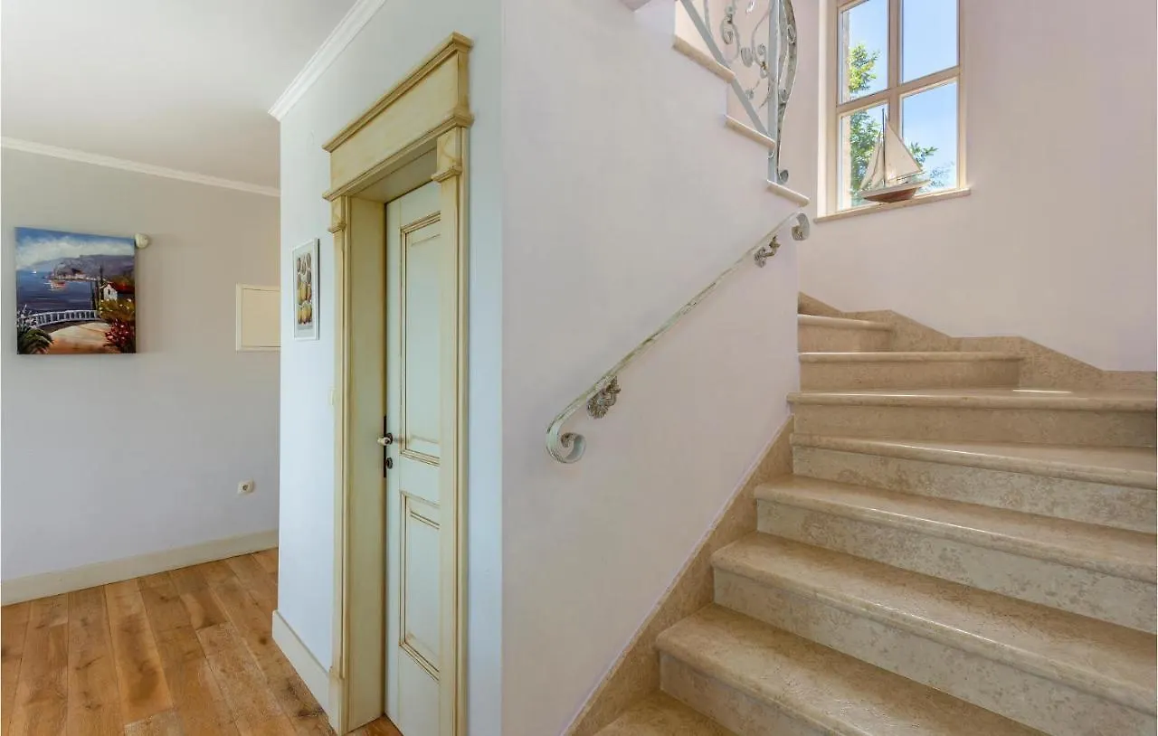 Stunning Home In Malinska With Wifi Holiday home