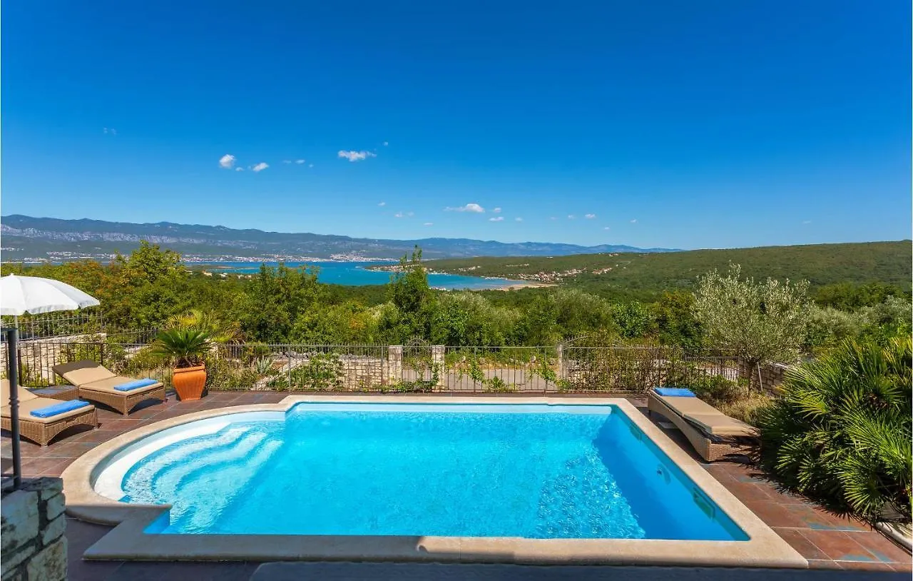 Dom wakacyjny Stunning Home In Malinska With Wifi